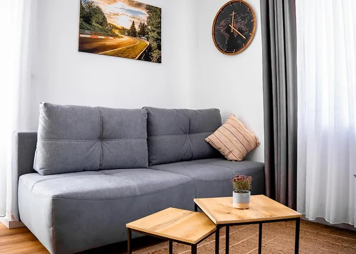 Rennglueck 아파트 *